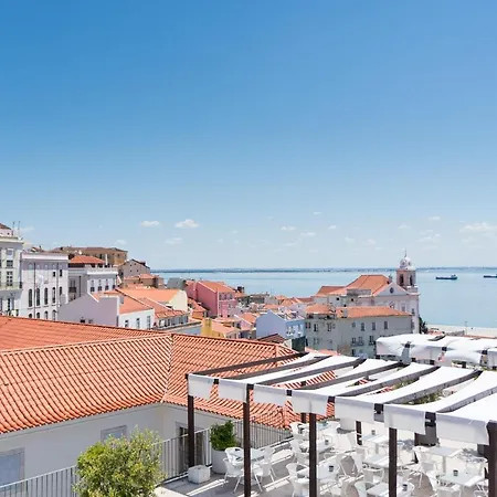 Downtown Alfama & Me Daire Lisboa